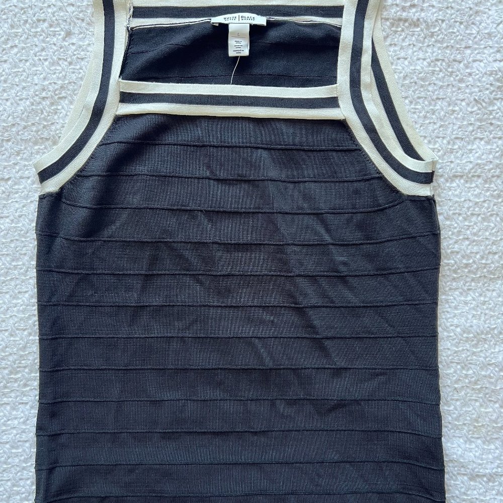 White House Black Market WHBM Top - Size L